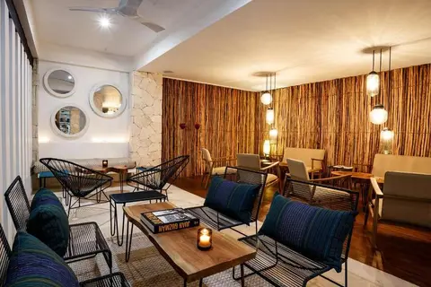 HM Playa del Carmen in Playa del Carmen — foto 23