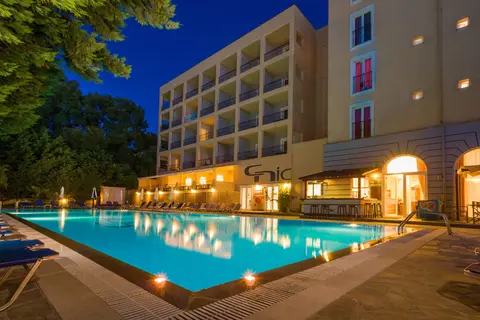 CNic Hellinis Hotel in Korfoe