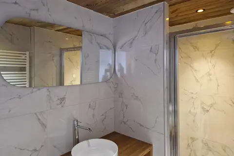 Chalet Skiopied in Fontcouverte-la-Toussuire — foto 8