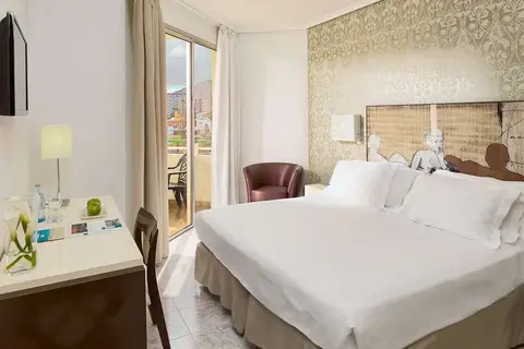 H10 Las Palmeras in Arona — foto 13
