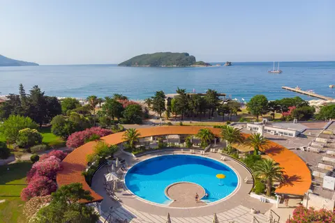 Slovenska Plaža Resort in Budva — foto 20