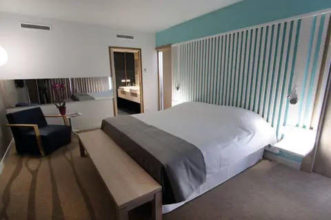 Radisson Blu Resort & Spa Ajaccio Bay in Albitreccia — foto 9
