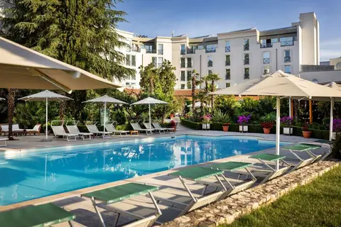 Rogner Hotel Tirana in Tirana