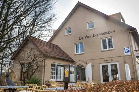 Hotel 4 Jaargetijden foto 1