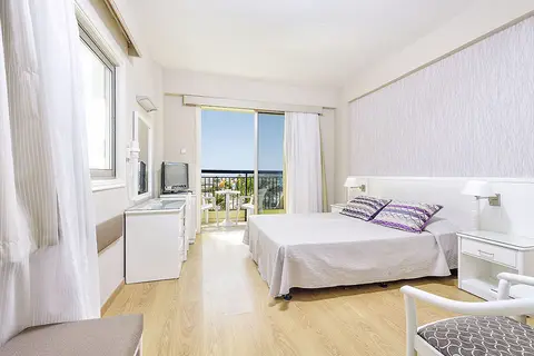 Pavlo Napa Beach Hotel in Ayia Napa — foto 6