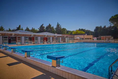 Camping Les Avignon in Villeneuve-lès-Avignon — foto 2