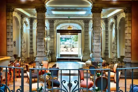 Chateau Monfort in Milaan, foto 21