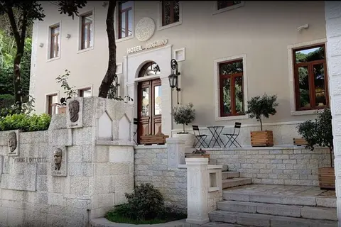 Hotel Argjiro in Gjirokastra — foto 26