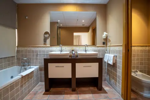 Hotel Golden Barcelona in Vallromanas — foto 21