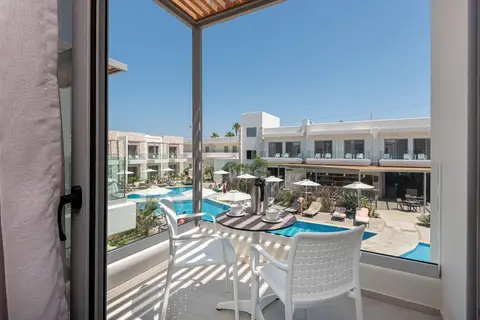 Oneiro Boutique Hotel in Τιγκάκι — foto 28