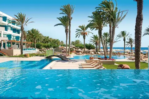 Constantinou Bros Asimina Suites Hotel in Geroskipou