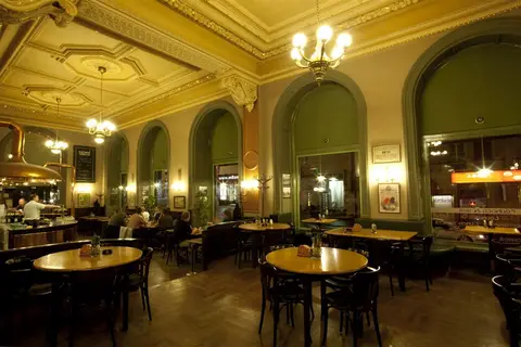 Deminka Palace in Praag, foto 4
