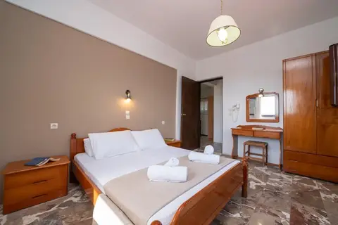 Karavados Beach Hotel in Καραβάδος — foto 17