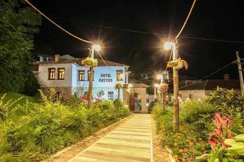 Hotel Kastro in Gjirokastra — foto 11