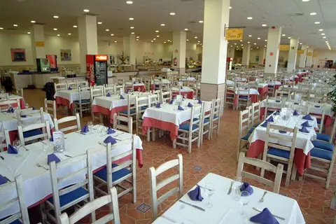 Ohtels La Hacienda in Vila-seca — foto 12