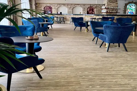 Navarria Hotel in Limassol — foto 11
