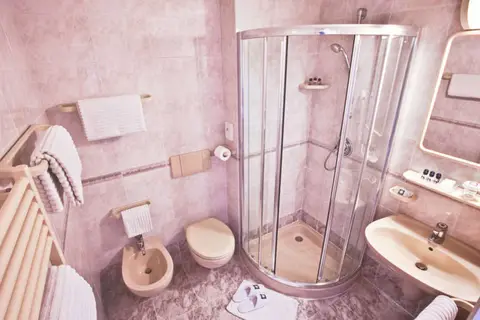 Hotel Continental in Nago — foto 24