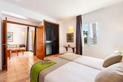 Aparthotel Vibra Blanc Palace in Ciutadella — foto 14