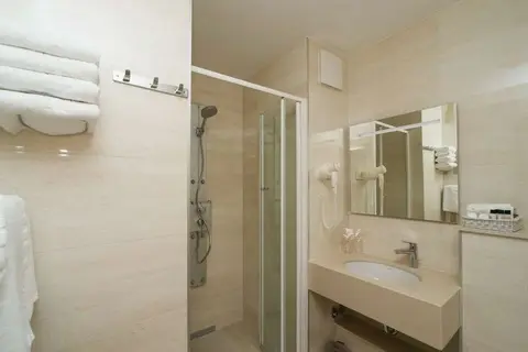 Makarska Holiday Hotel Biokovo in Makarska — foto 15