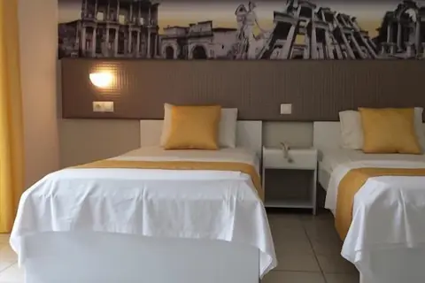 Blue Nest Hotel in Τιγκάκι — foto 30