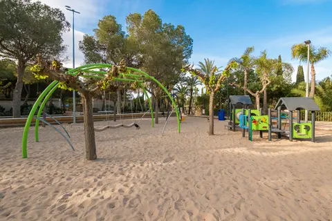 Playa Bara in Roda de Berà — foto 17