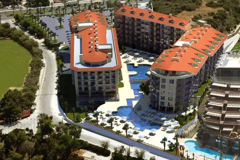 Ramada Hotel & Suites by Wyndham Kusadasi in Kusadasi — foto 11