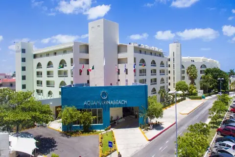 Aquamarina Beach Hotel Cancun in Cancùn
