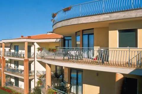 Nettuno in Peschiera del Garda — foto 3