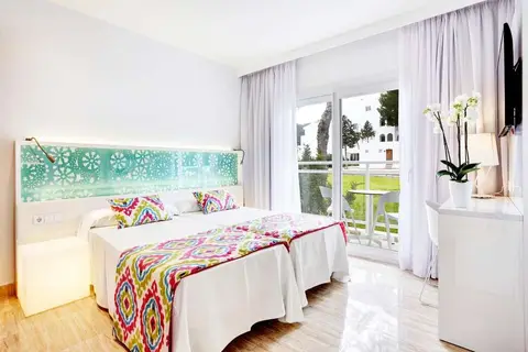 Hotel Grupotel Ibiza Beach Resort - adults only in Sant Joan de Labritja — foto 3