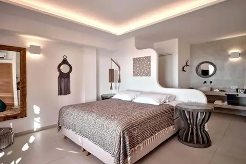 Mythic in Paros — foto 14
