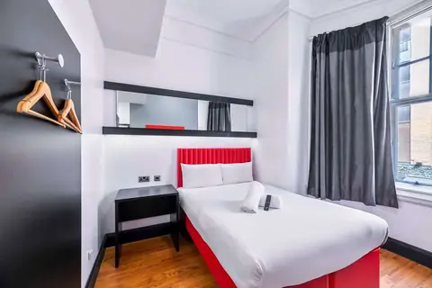 EasyHotel Newcastle City Centre in Newcastle upon Tyne — foto 2