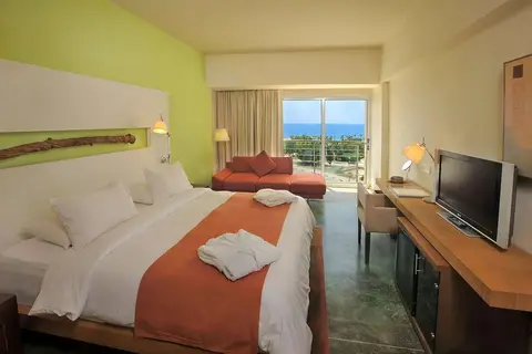 E-Hotel Spa & Resort in Pervolia — foto 5