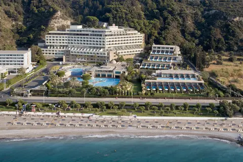 Amus Hotel And Spa in Ιξιά
