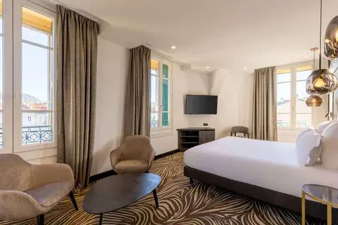 Hotel Apollinaire Nice in Nice — foto 17