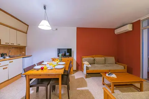 Aparthotel Xon's Playa in Castelló d'Empúries — foto 26