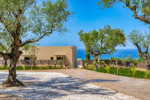 Helena's Aether Suites in Δημοτική Ενότητα Αρκαδίων — foto 22