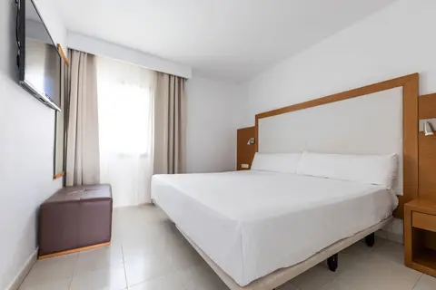 Hesperia Bristol Playa in Corralejo — foto 3