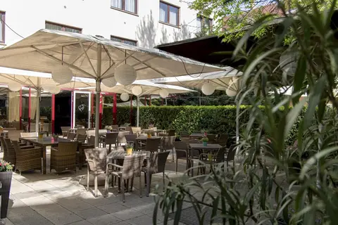 Lion's Garden Hotel Budapest in Boedapest — foto 19