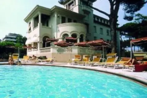 De La Ville in Riccione, foto 4