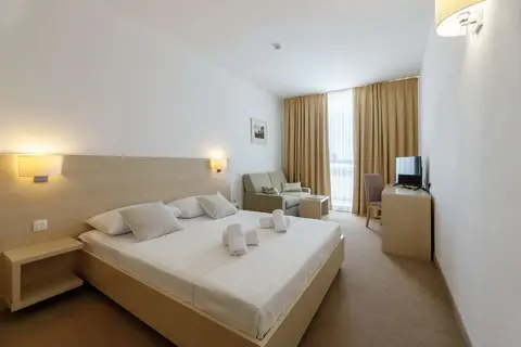 Adria Hotel in Biograd na Moru — foto 4