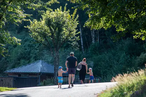 Flower Camping La Plage in Treignac — foto 17