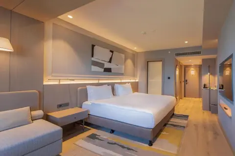Kolin Hotel in Çiğli — foto 4