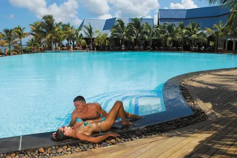 Victoria Beachcomber Resort & Spa in Pointe Aux Biches — foto 16