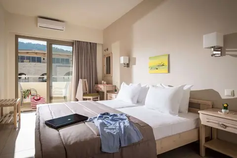 Maliotakis Beach Hotel in Δημοτική Ενότητα Μαλίων — foto 4