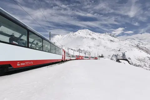 Winter met de Glacier- en Bernina Express in Zwitserland — foto 14