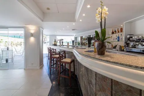 Reverence Life Hotel foto 11