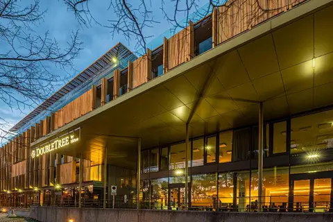 DoubleTree by Hilton Vienna Schonbrunn in Wenen — foto 19