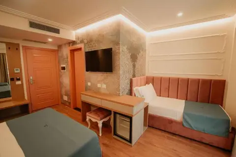 Martiness Hotel in Durrës — foto 6