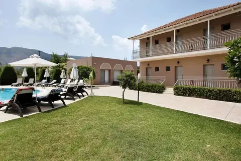 Castello Suites & Eleni's Garden in Alykanas — foto 16
