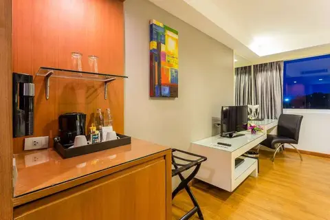 Nova Platinum Hotel in พัทยา — foto 9